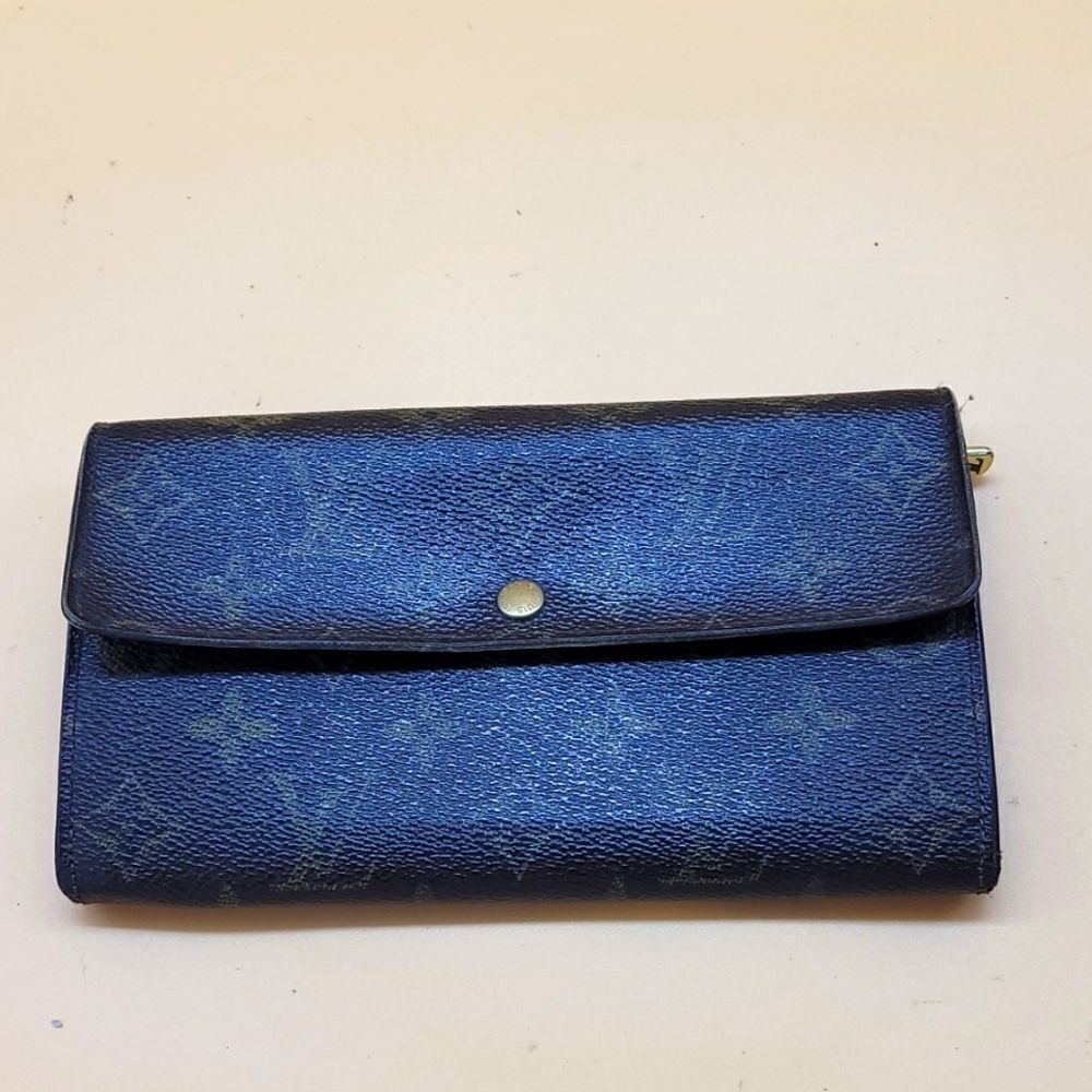 Authentic Louis Vuitton Monogram Wallet